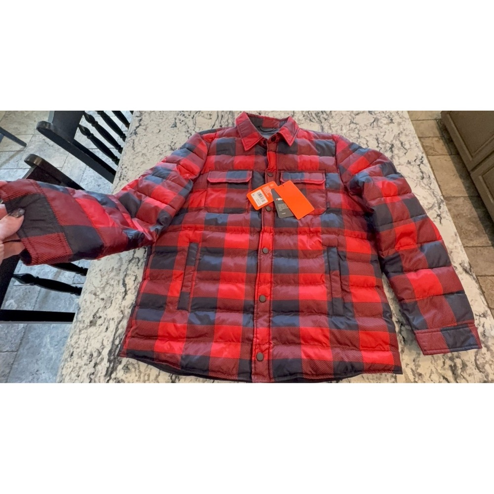 NEW red & black size LARGE plaid Bass Outdoor puffer jacket.